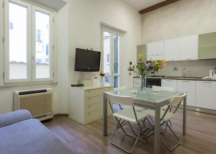 Piazza Pitti 2 Bedroom